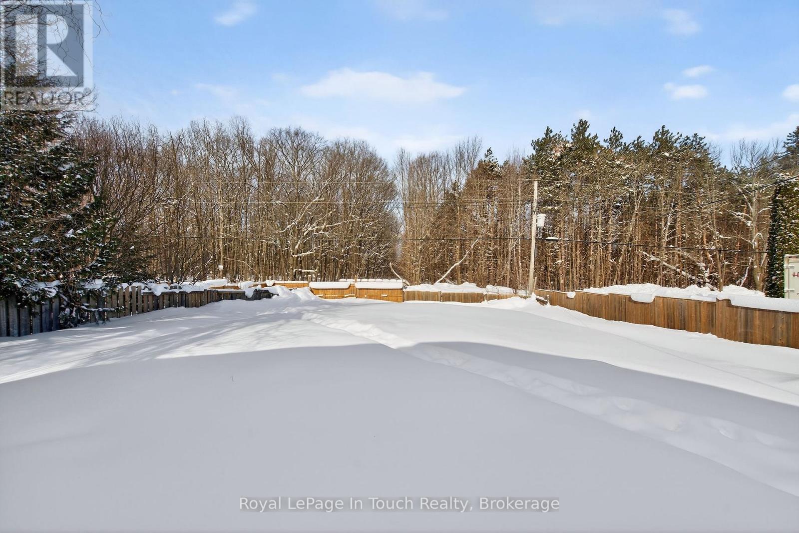 












167 TIMCOURT DRIVE

,
Tiny,




Ontario
L9M0B9

