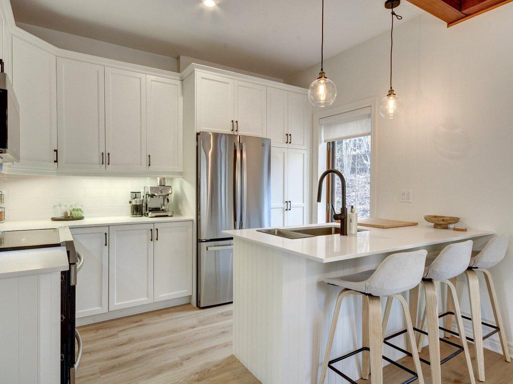 









147


Ch. de l'Érablière

,
Mont-Tremblant,




QC
J8E1H5

