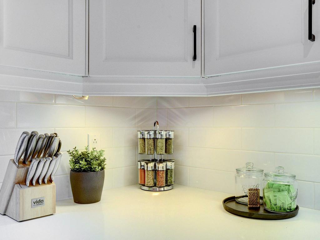 









147


Ch. de l'Érablière

,
Mont-Tremblant,




QC
J8E1H5

