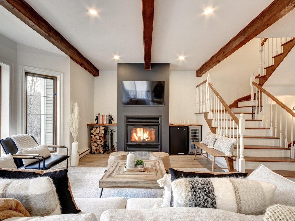 









147


Ch. de l'Érablière

,
Mont-Tremblant,




QC
J8E1H5

