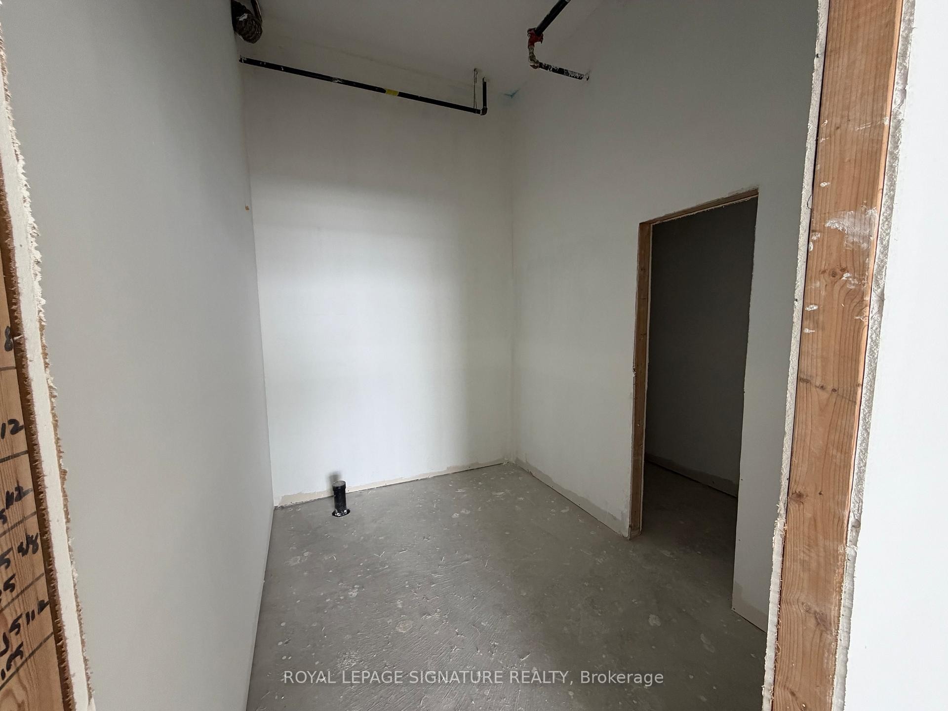 









200


Dissette

Street, 6,
Bradford West Gwillimbury,




ON
M3Z 3G8

