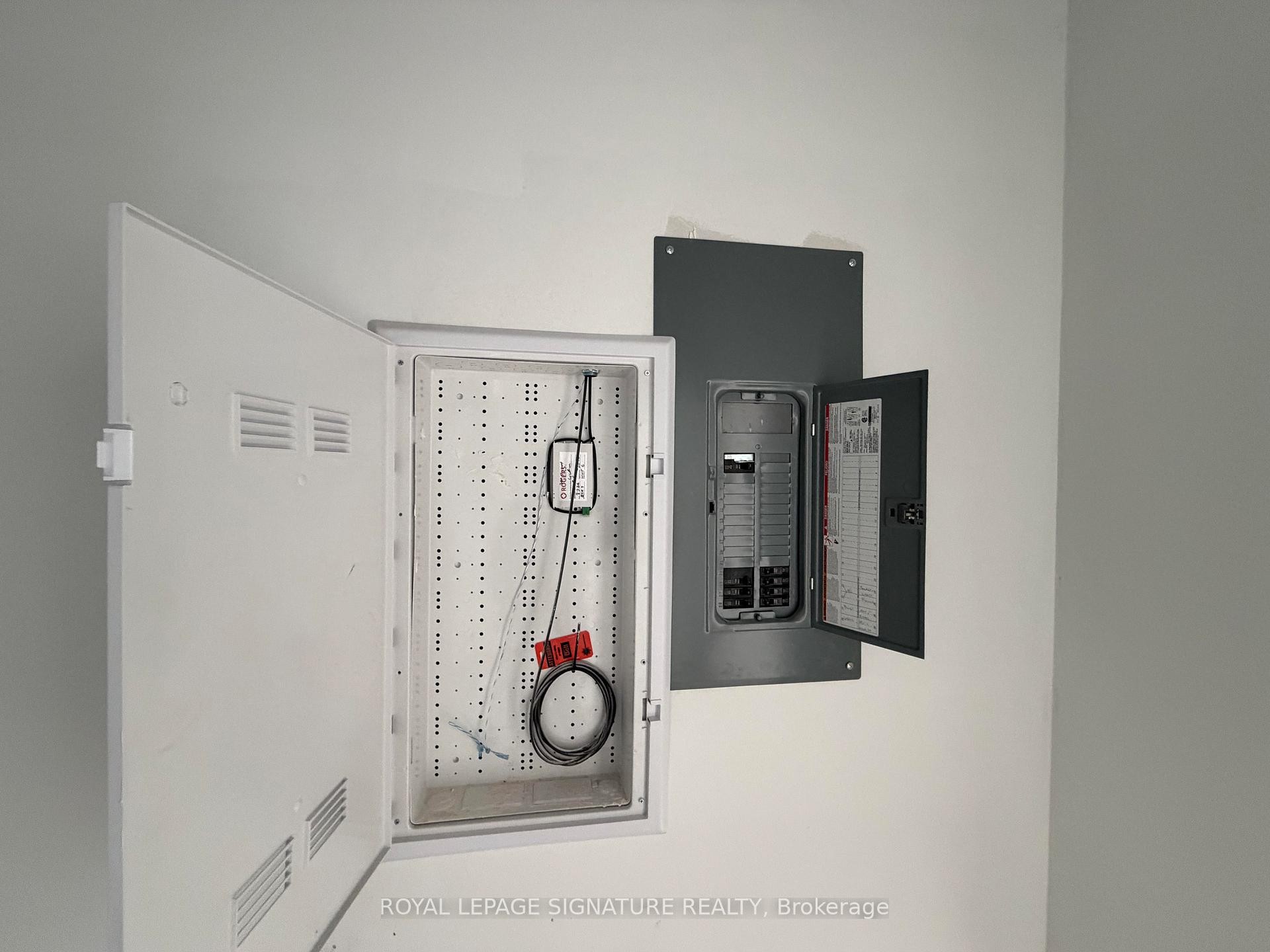 









200


Dissette

Street, 6,
Bradford West Gwillimbury,




ON
M3Z 3G8

