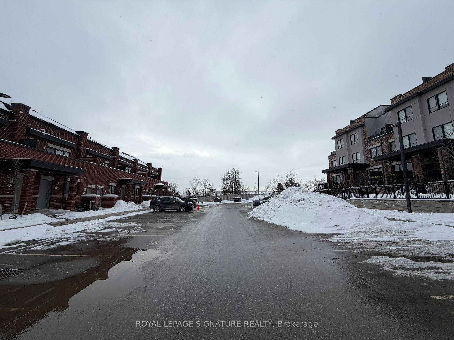 









200


Dissette

Street, 6,
Bradford West Gwillimbury,




ON
M3Z 3G8

