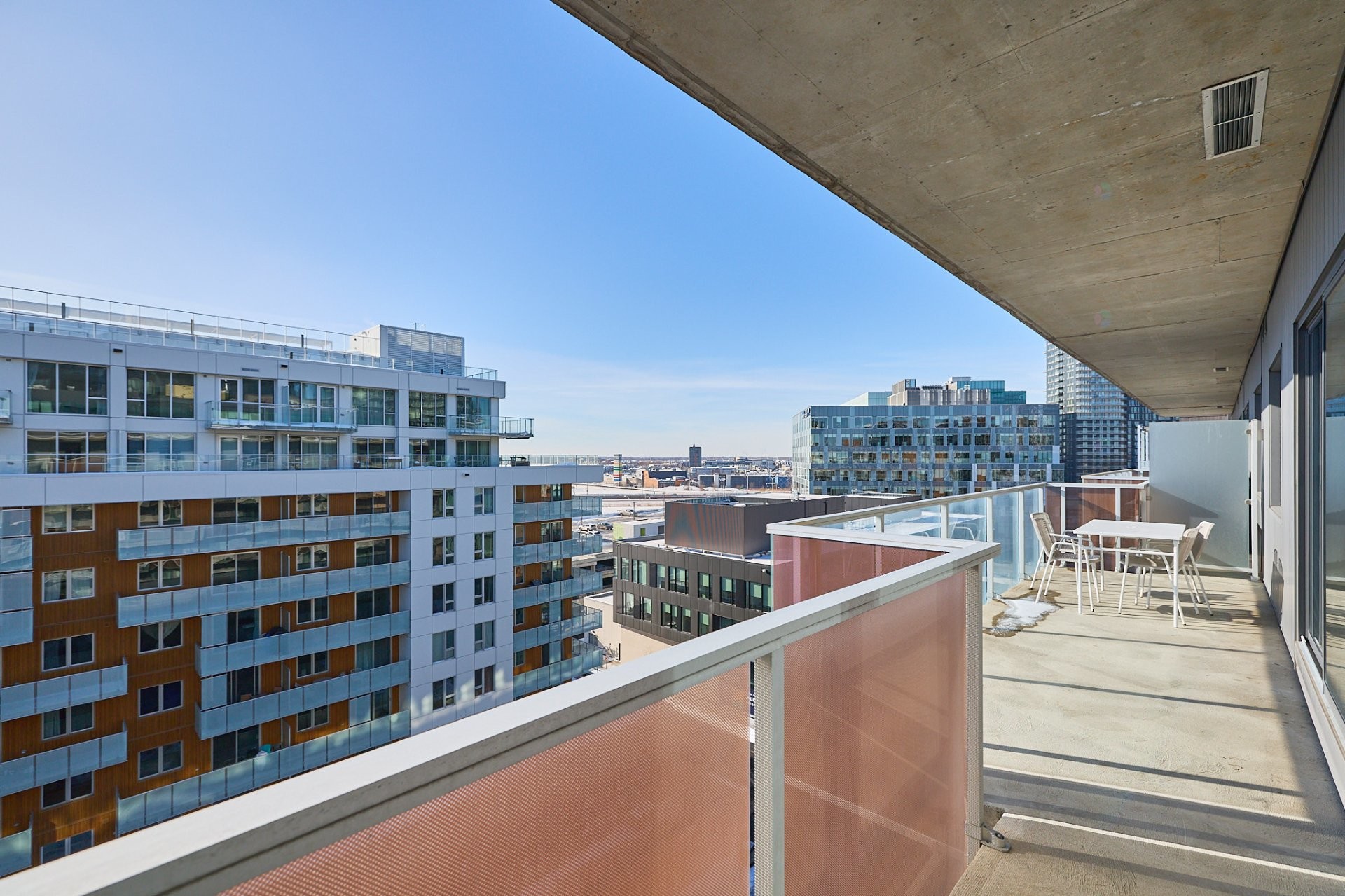 









205


Av. de l'Équinoxe

, 813,
Brossard,




QC
J4Z0P4

