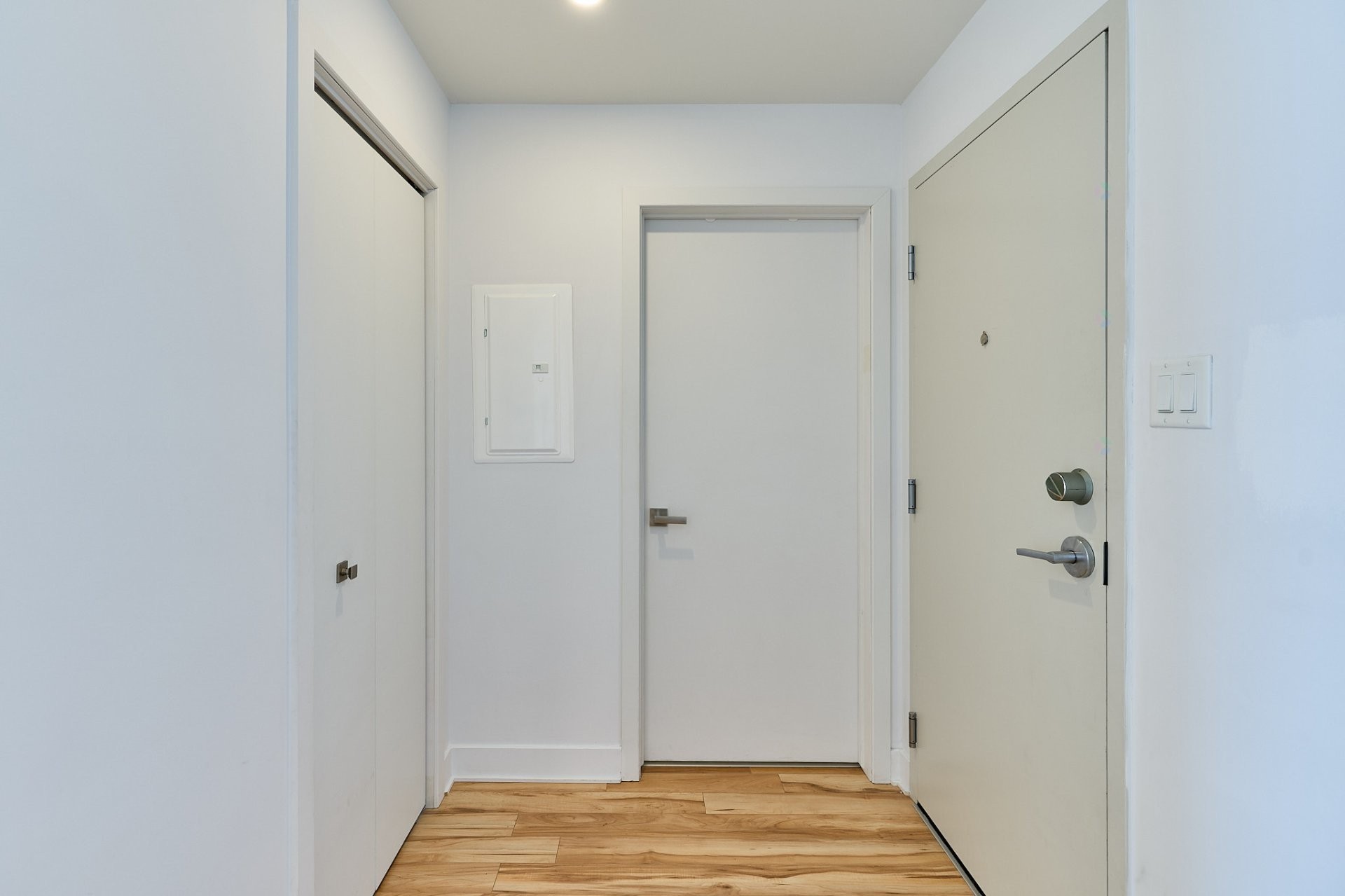 









205


Av. de l'Équinoxe

, 813,
Brossard,




QC
J4Z0P4

