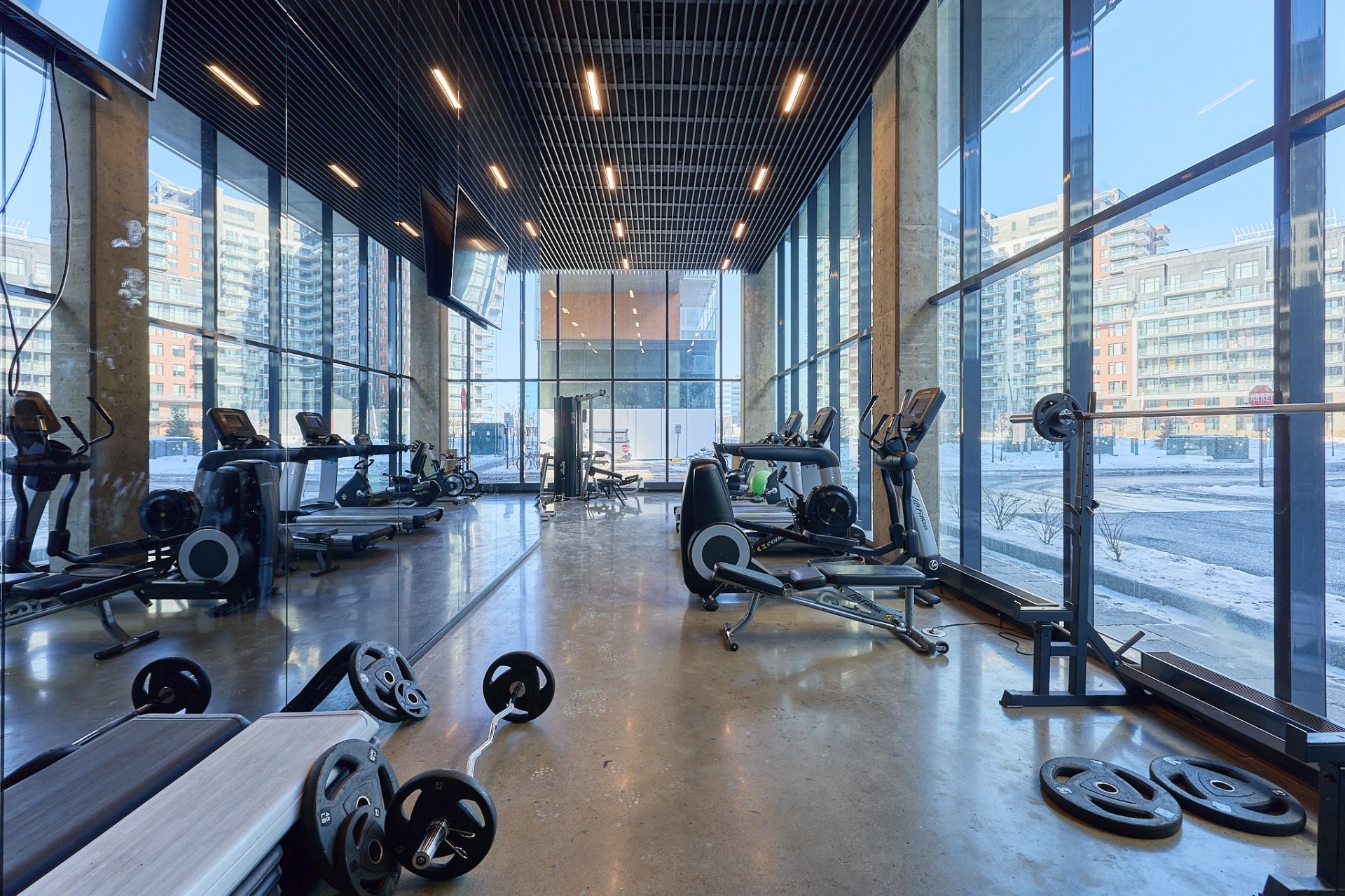 









205


Av. de l'Équinoxe

, 813,
Brossard,




QC
J4Z0P4

