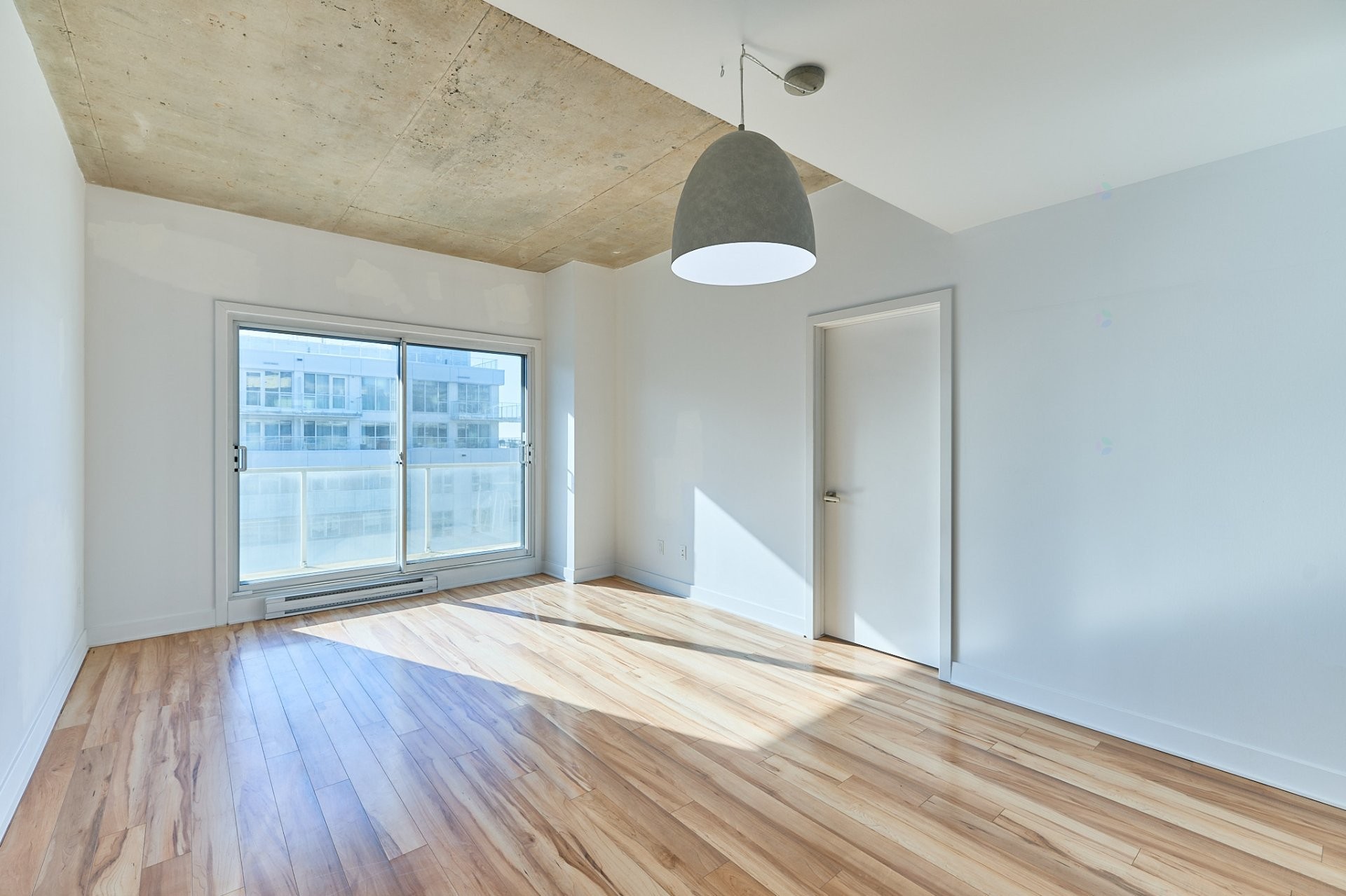 









205


Av. de l'Équinoxe

, 813,
Brossard,




QC
J4Z0P4

