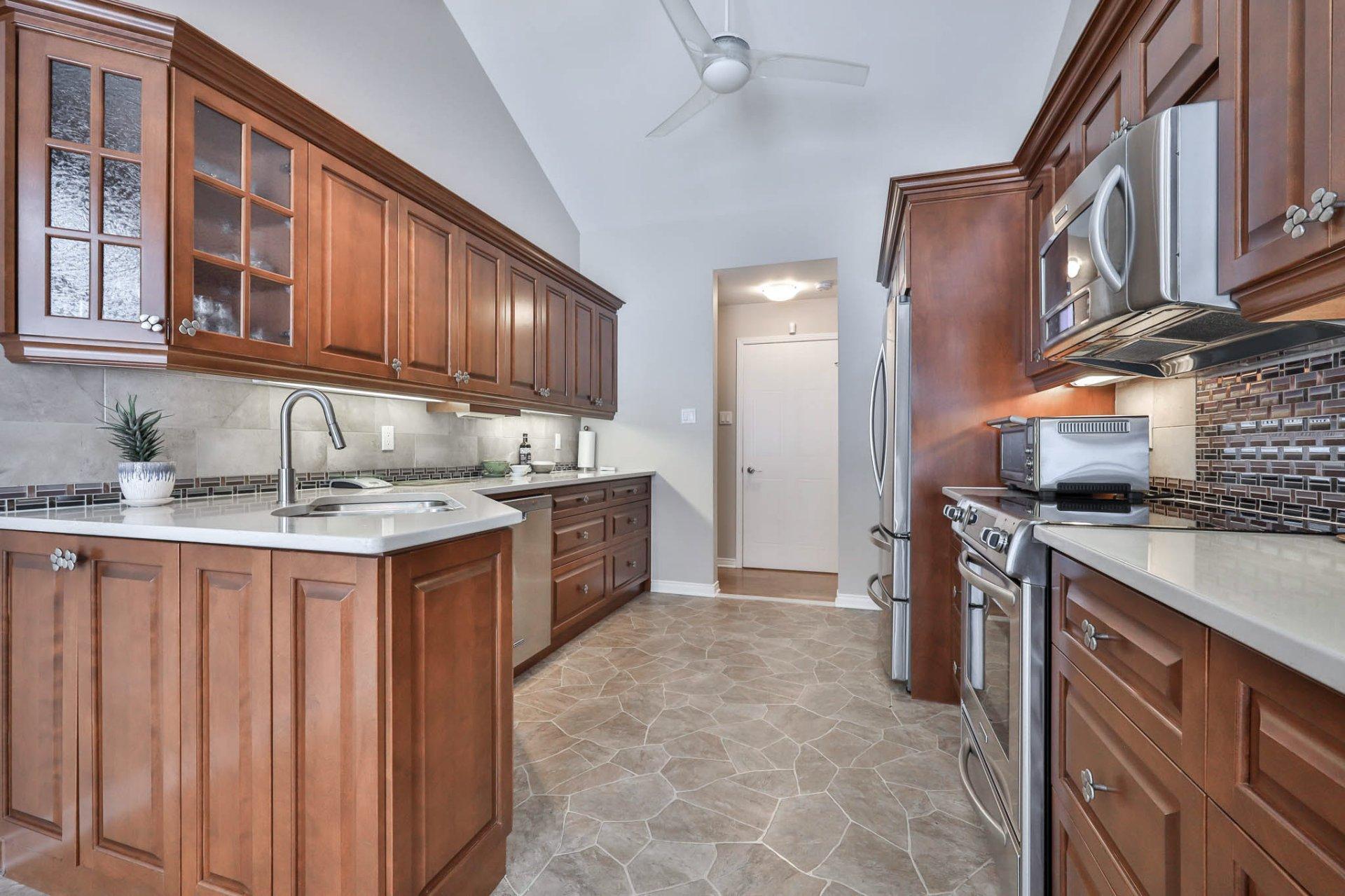 









151


Av. de la Citadelle

,
Gatineau (Hull),




QC
J8Z3L9

