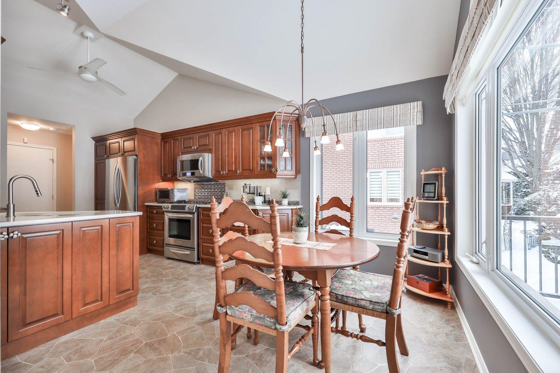 









151


Av. de la Citadelle

,
Gatineau (Hull),




QC
J8Z3L9

