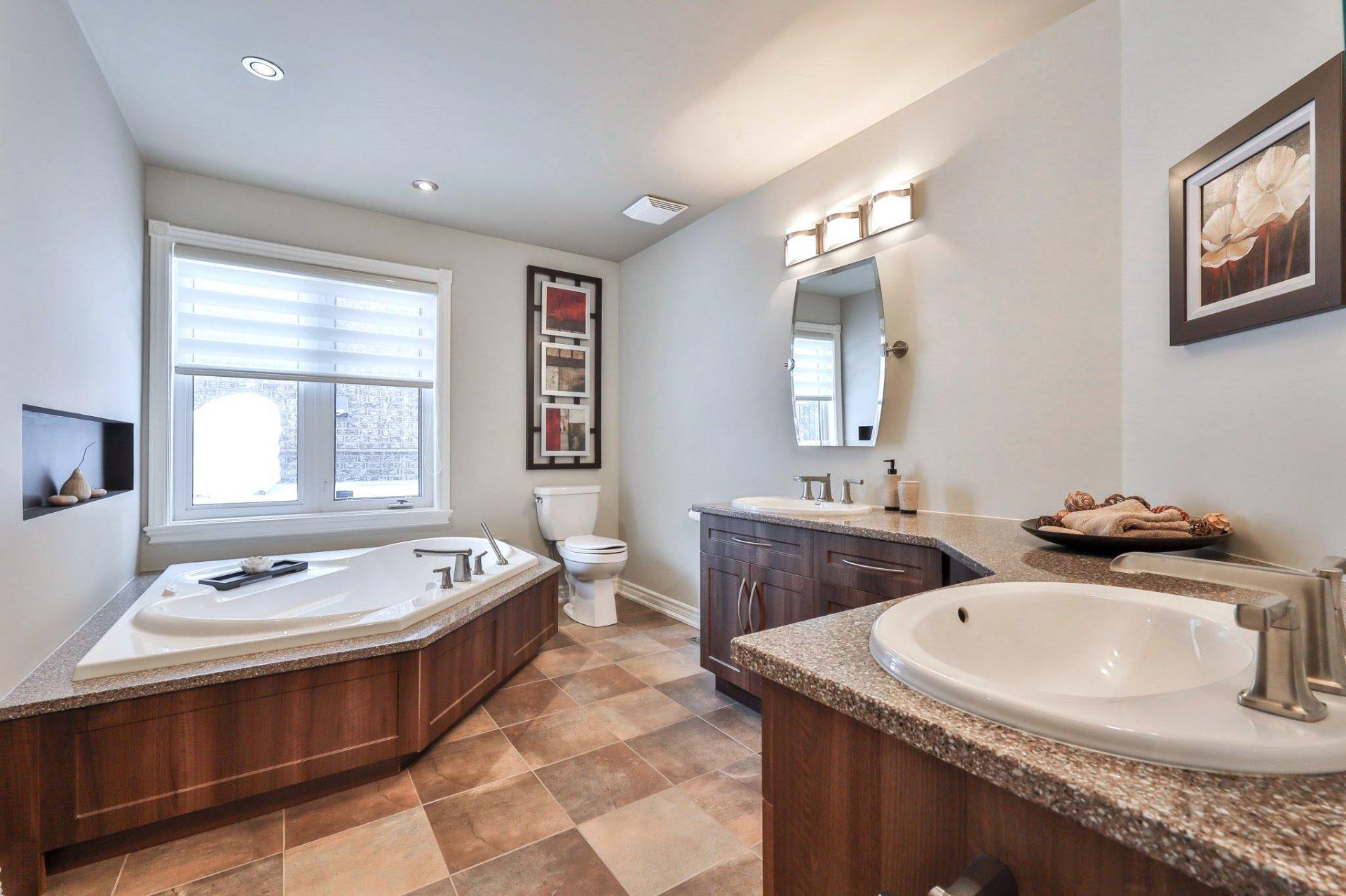 









151


Av. de la Citadelle

,
Gatineau (Hull),




QC
J8Z3L9

