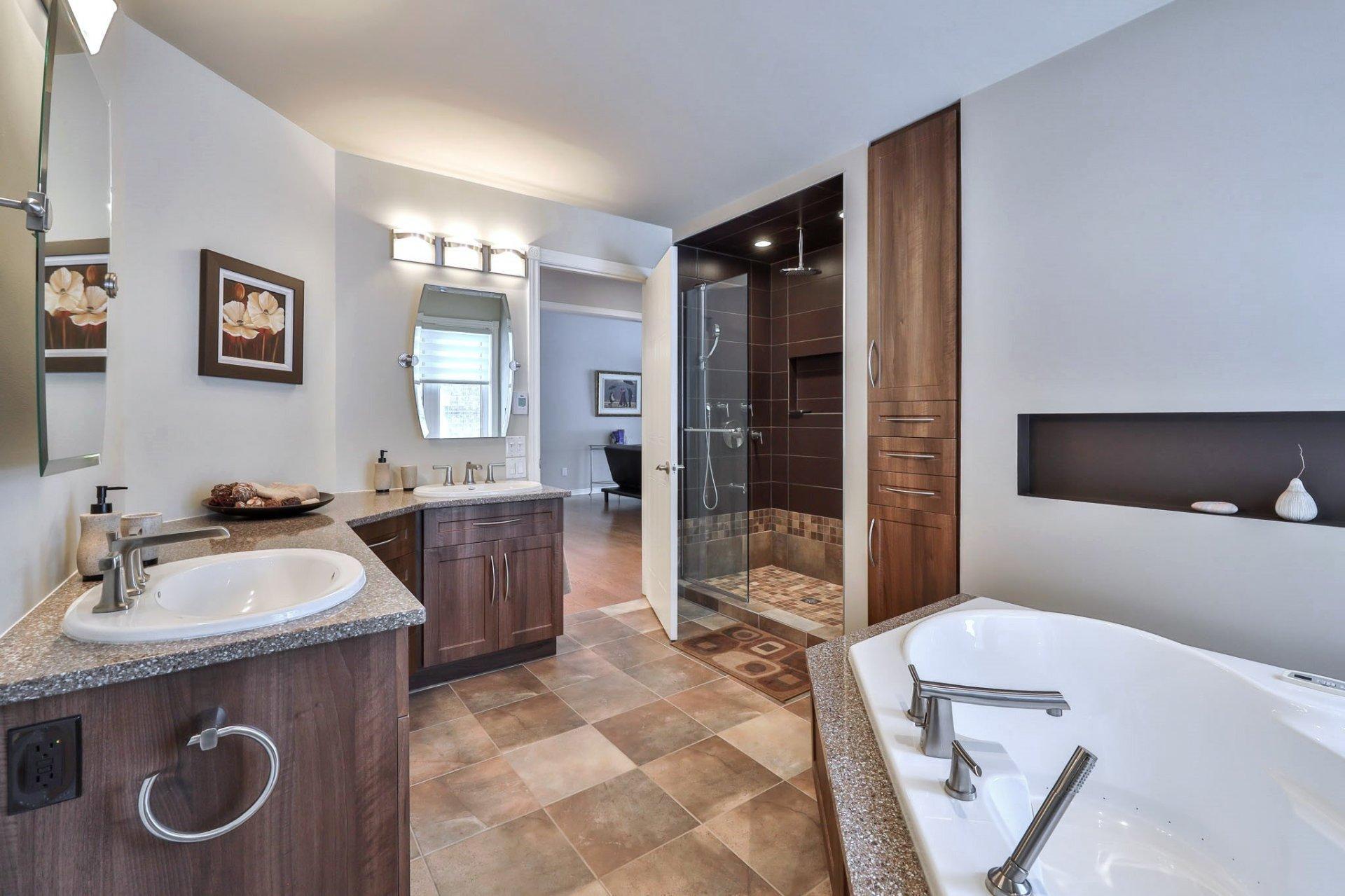 









151


Av. de la Citadelle

,
Gatineau (Hull),




QC
J8Z3L9

