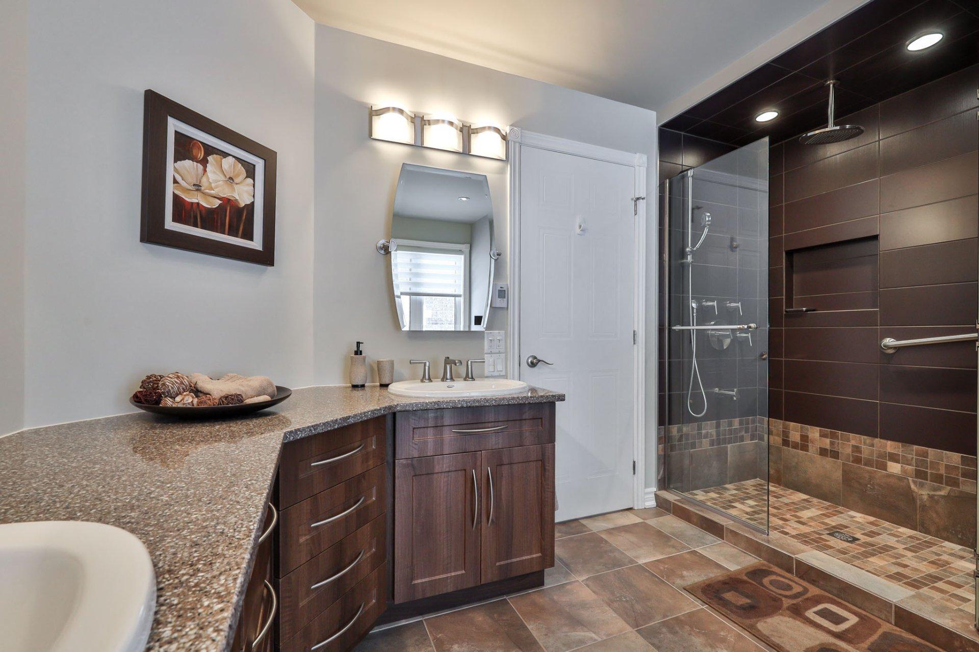 









151


Av. de la Citadelle

,
Gatineau (Hull),




QC
J8Z3L9

