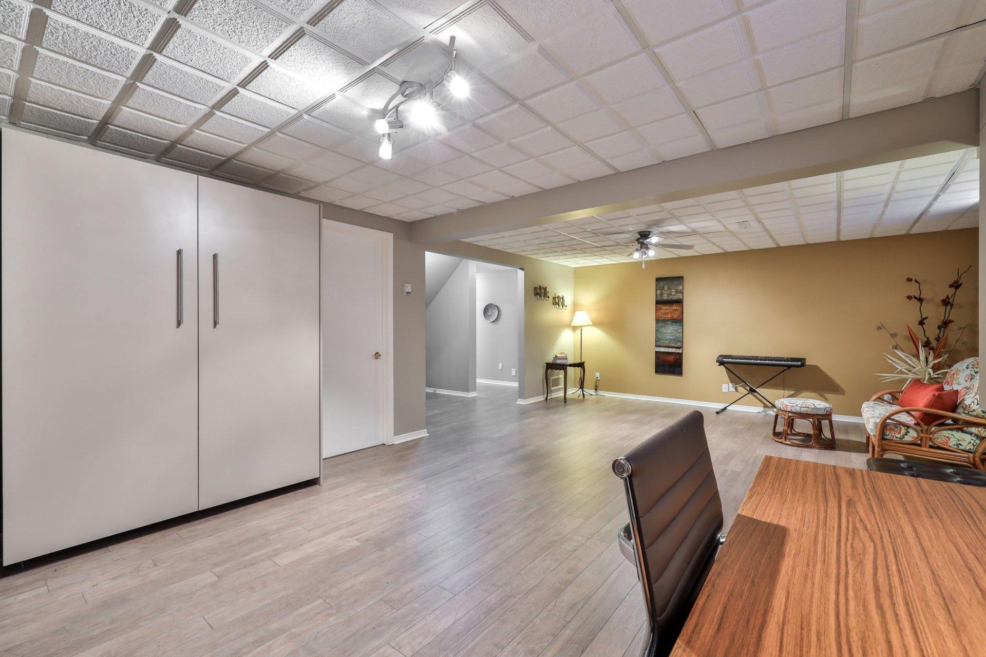 









151


Av. de la Citadelle

,
Gatineau (Hull),




QC
J8Z3L9

