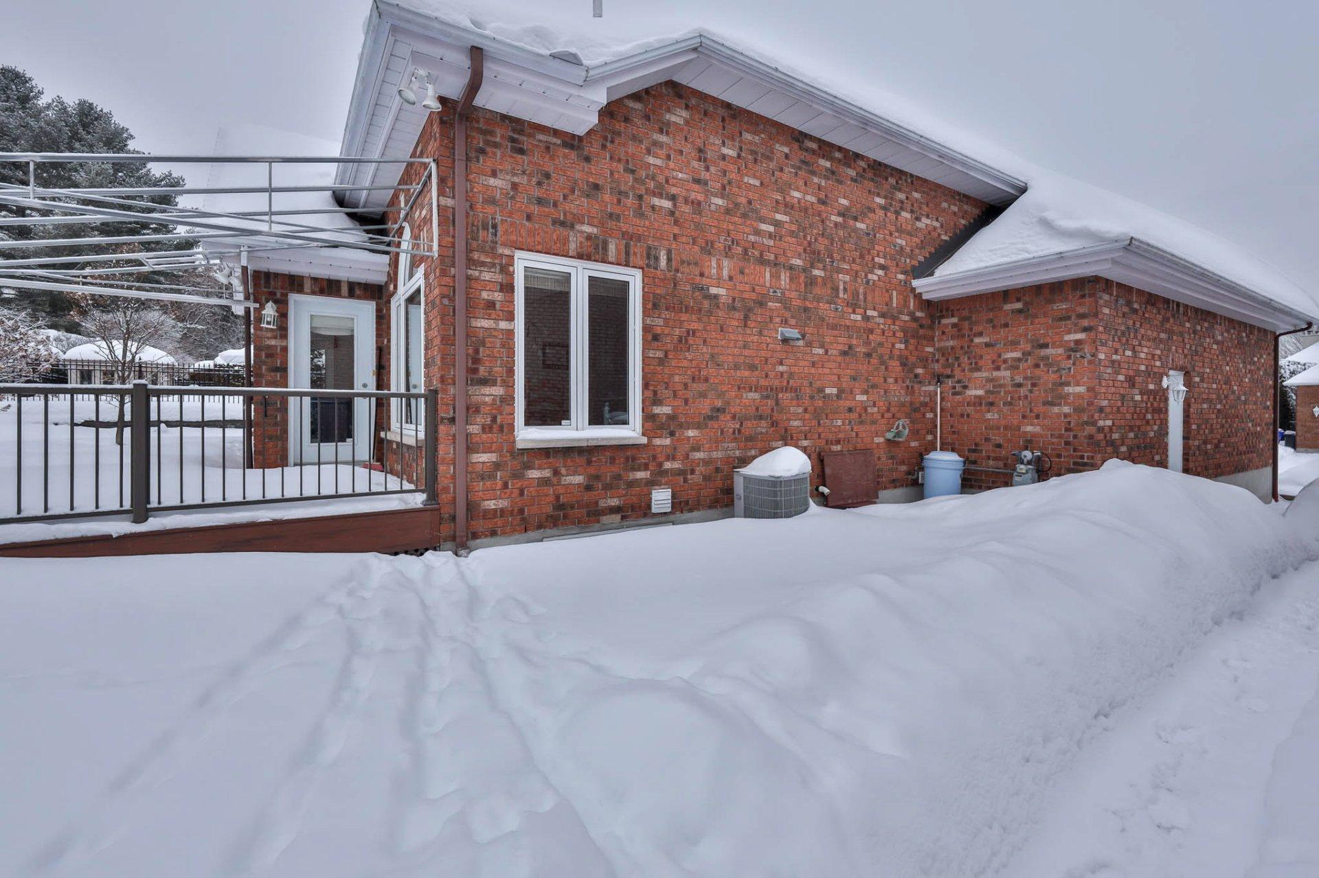 









151


Av. de la Citadelle

,
Gatineau (Hull),




QC
J8Z3L9

