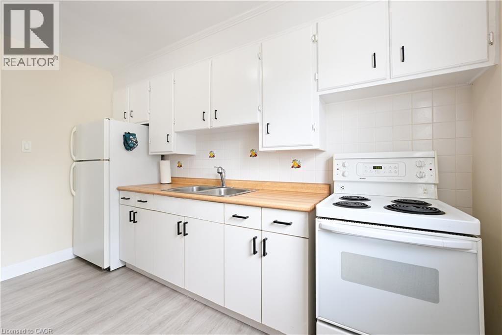 












2418 NEW Street Unit# 11

,
Burlington,




Ontario
L7R1J6

