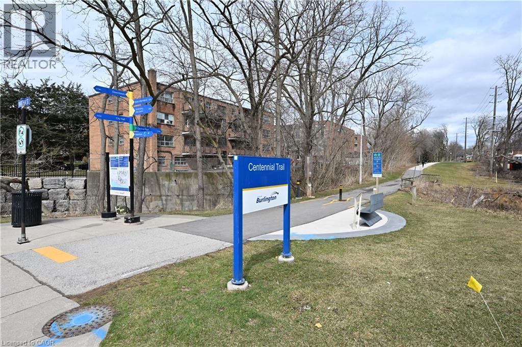 












2418 NEW Street Unit# 11

,
Burlington,




Ontario
L7R1J6

