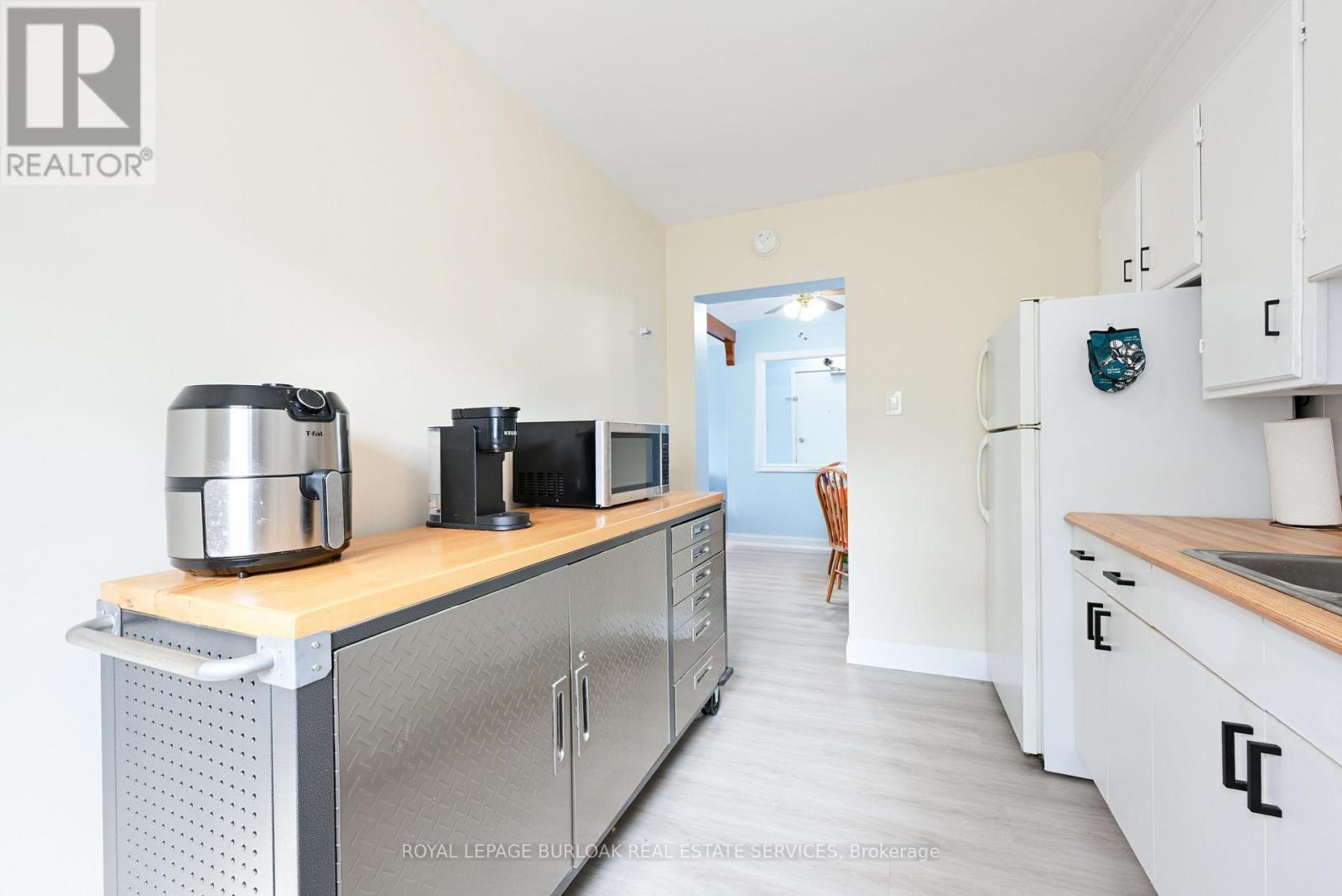 












11 - 2418 NEW STREET

,
Burlington,




Ontario
L7R1J6

