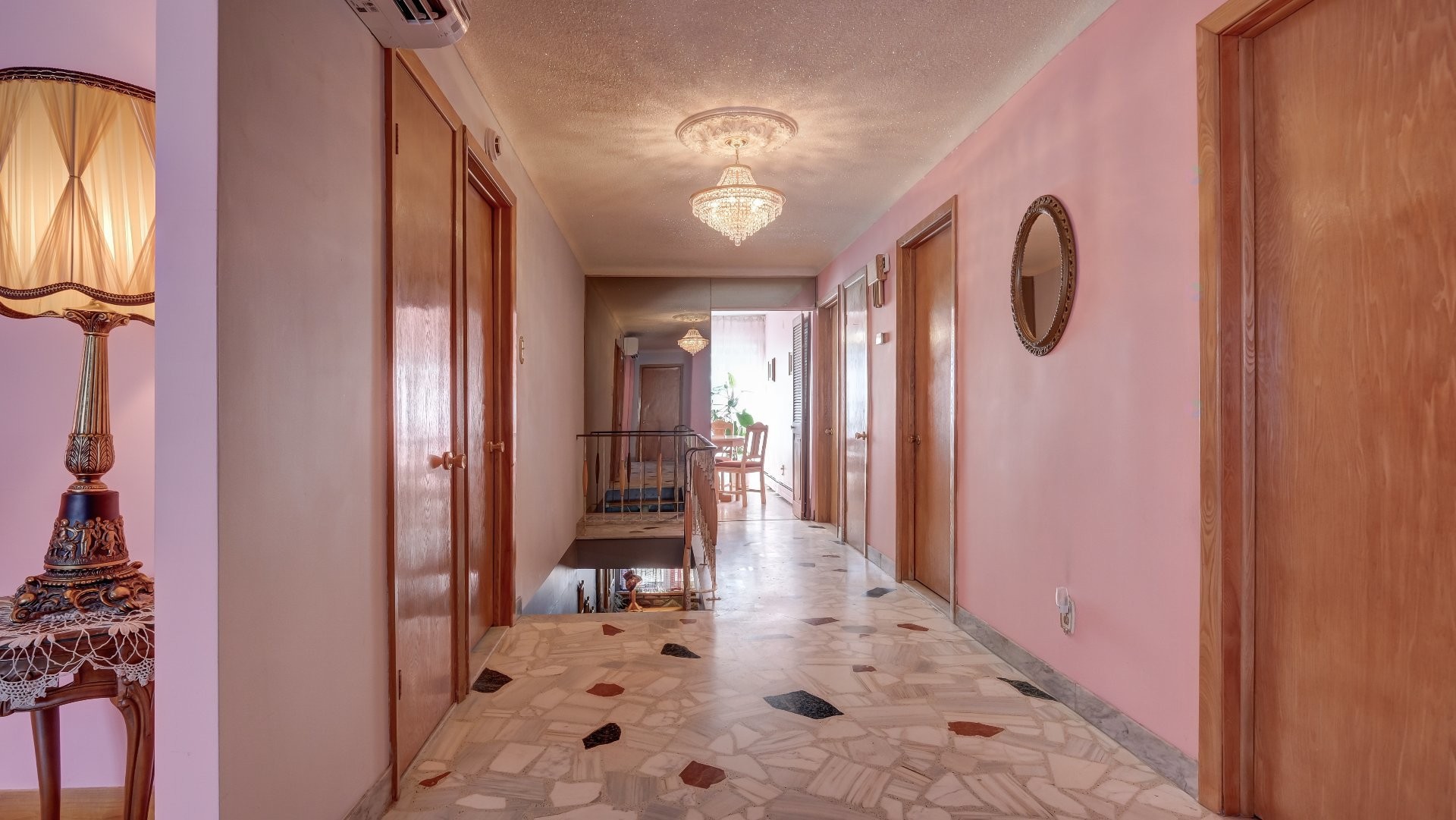 









6940

 - 6946


Place d'Antioche

,
Montréal (Anjou),




QC
H1M1X1

