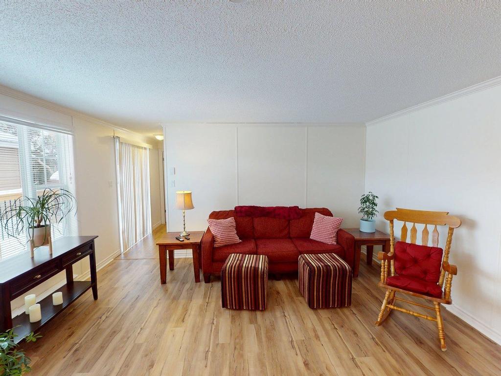 












18 Hazel Street

,
Sackville Estates,




NS
B4E 1E4

