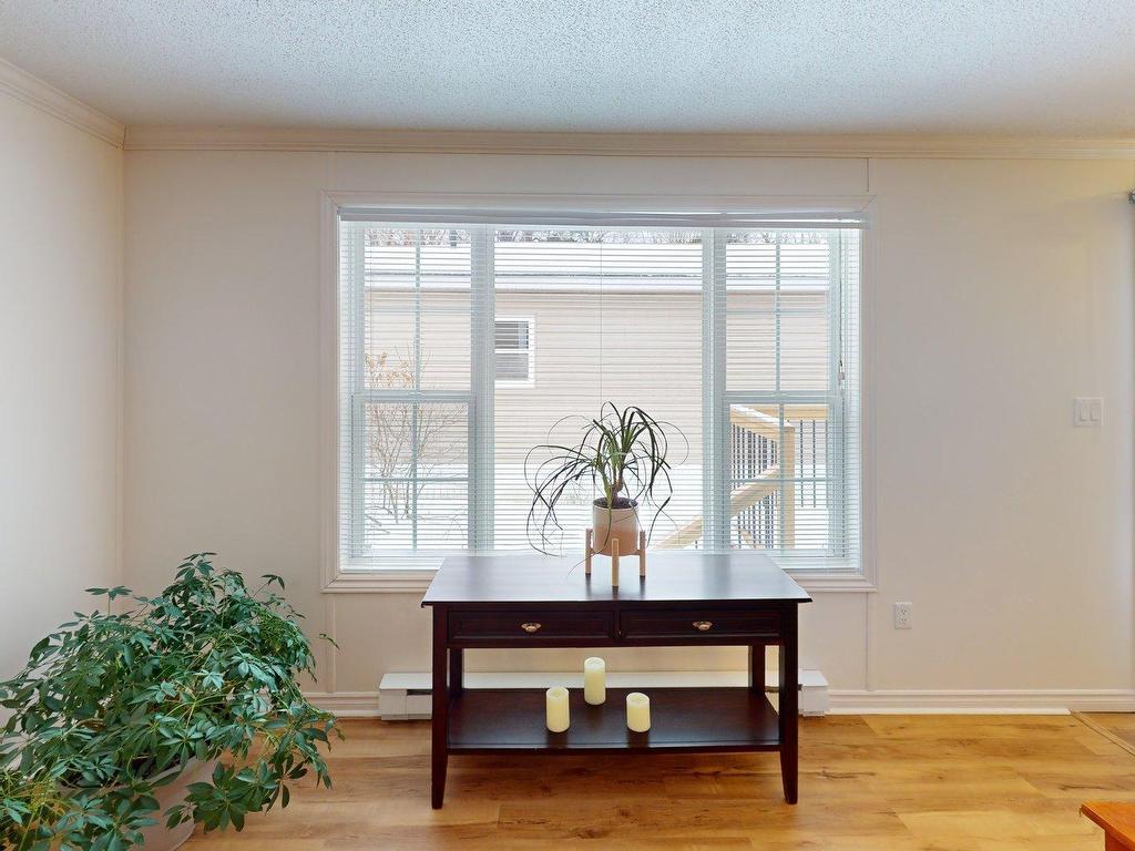 












18 Hazel Street

,
Sackville Estates,




NS
B4E 1E4

