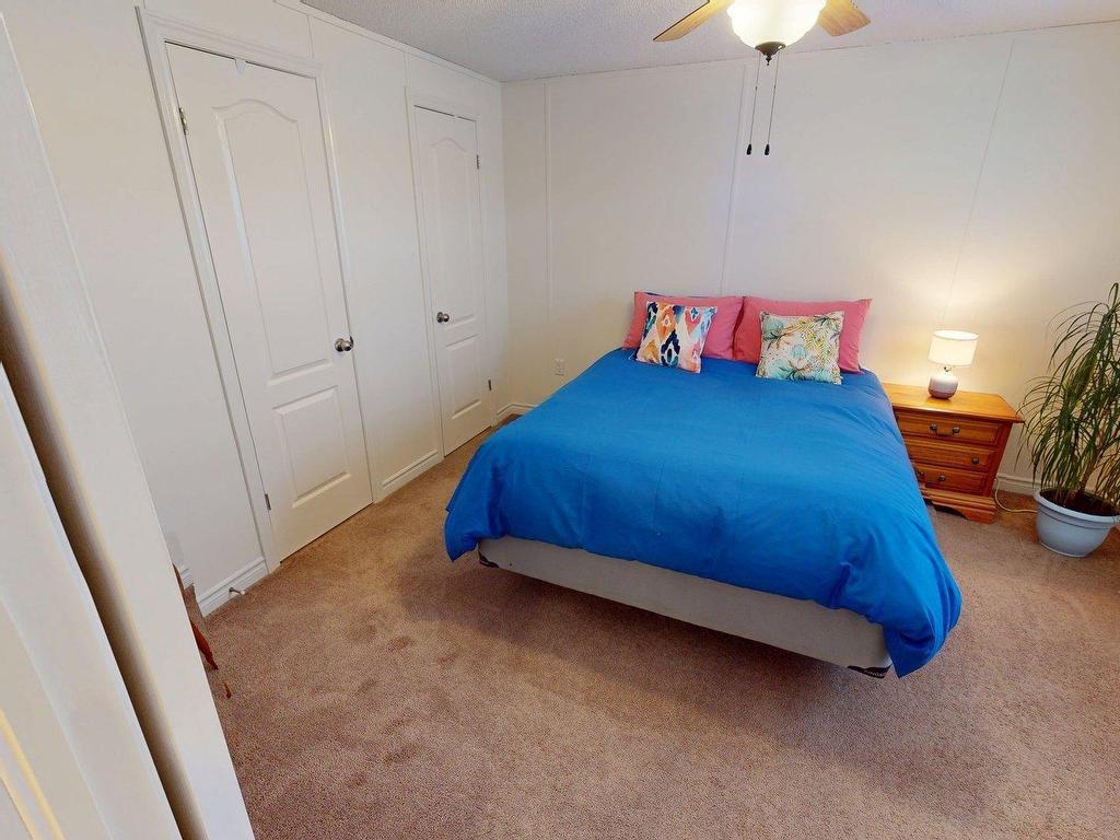 












18 Hazel Street

,
Sackville Estates,




NS
B4E 1E4

