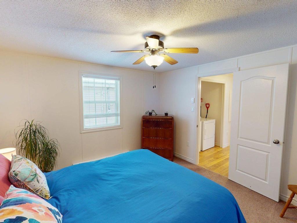 












18 Hazel Street

,
Sackville Estates,




NS
B4E 1E4

