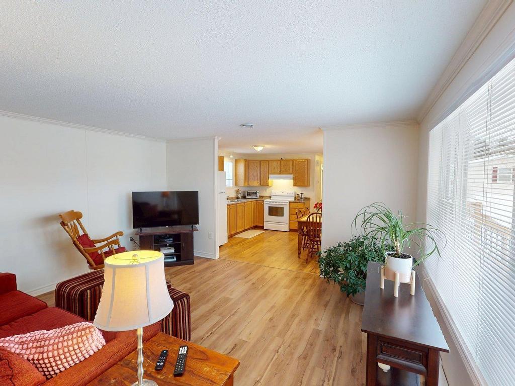 












18 Hazel Street

,
Sackville Estates,




NS
B4E 1E4

