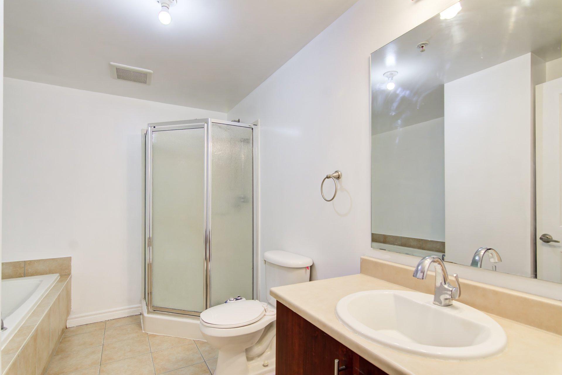 









1350


Rue Palerme

, 505,
Brossard,




QC
J4W0A1

