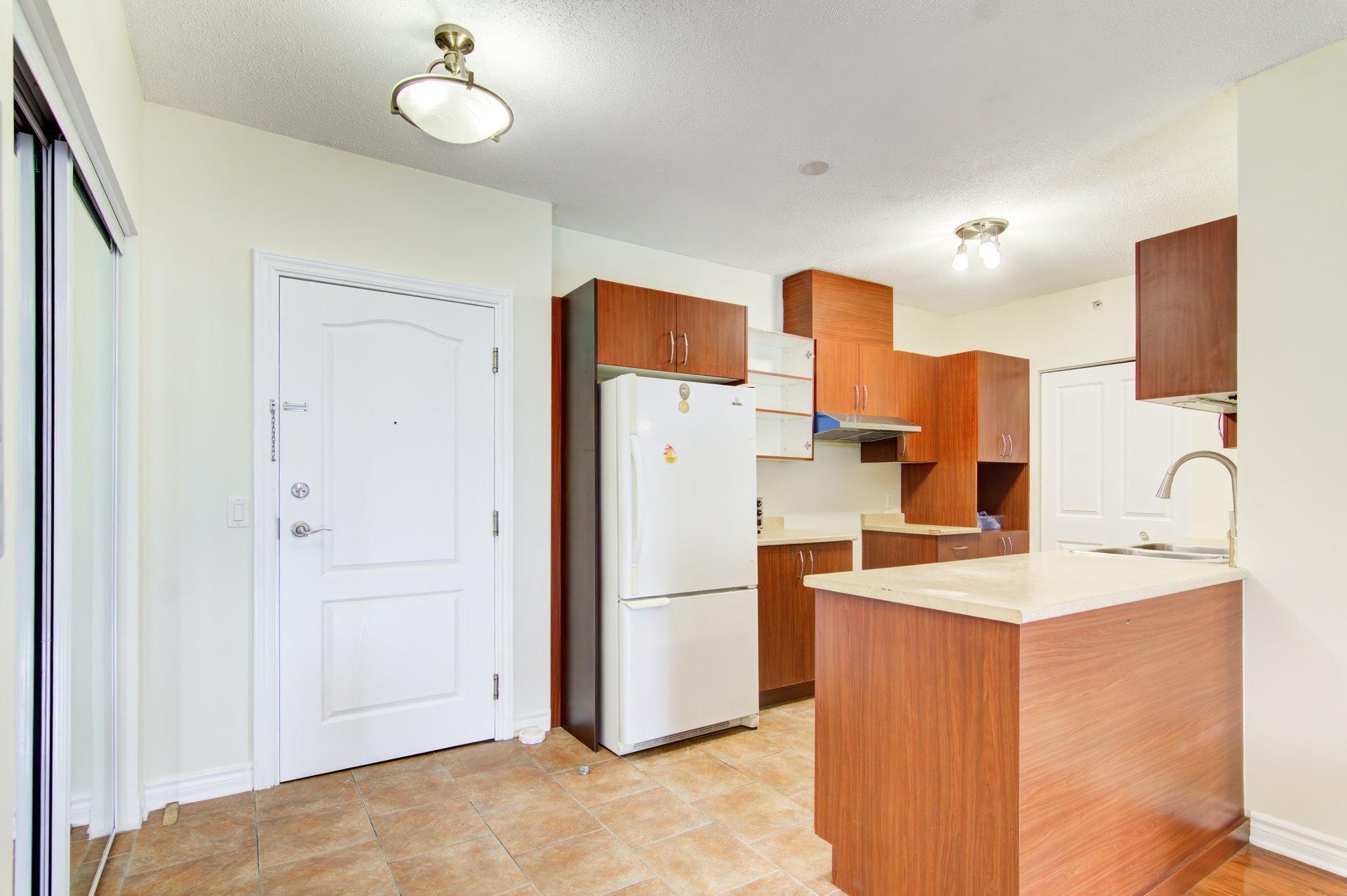 









1350


Rue Palerme

, 505,
Brossard,




QC
J4W0A1

