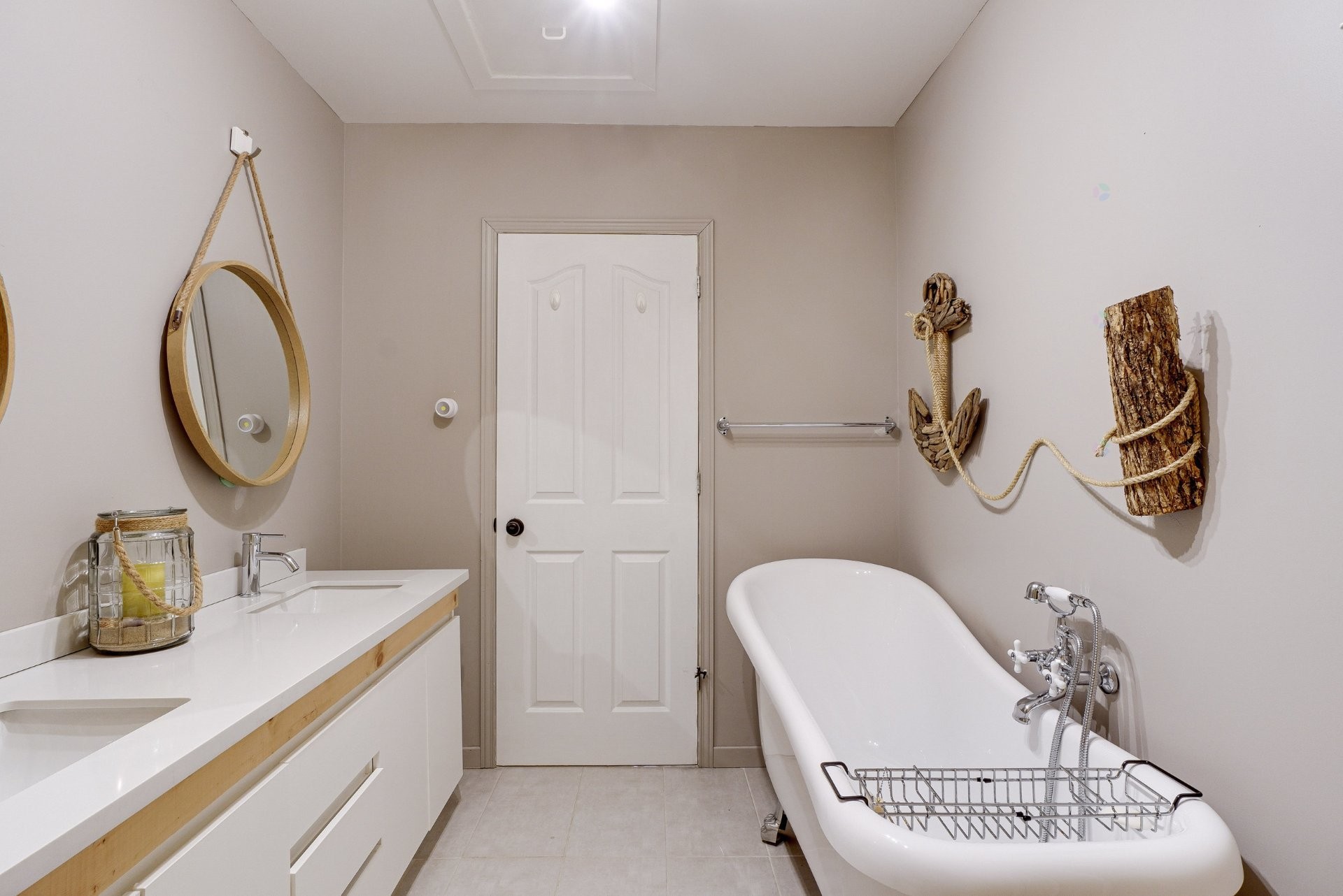 









227


Ch. Millette

,
Lac-des-Seize-Îles,




QC
J0T1Y1

