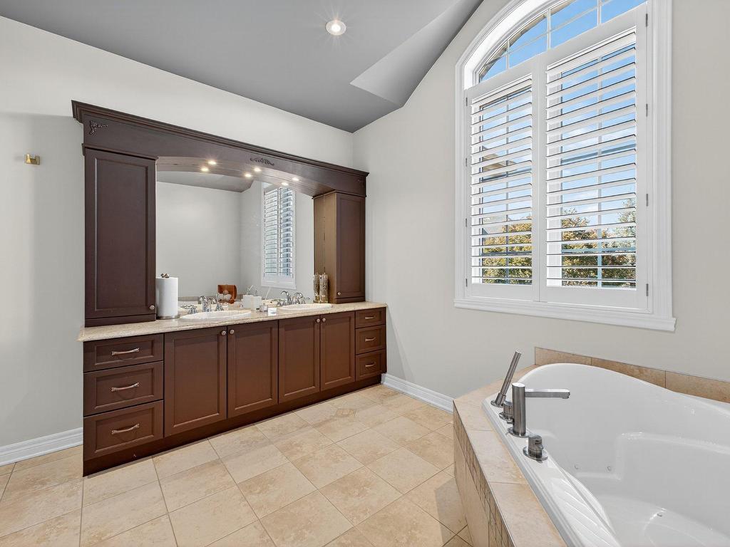 









10


Rue de Rambouillet

,
Blainville,




QC
J7B1Y4

