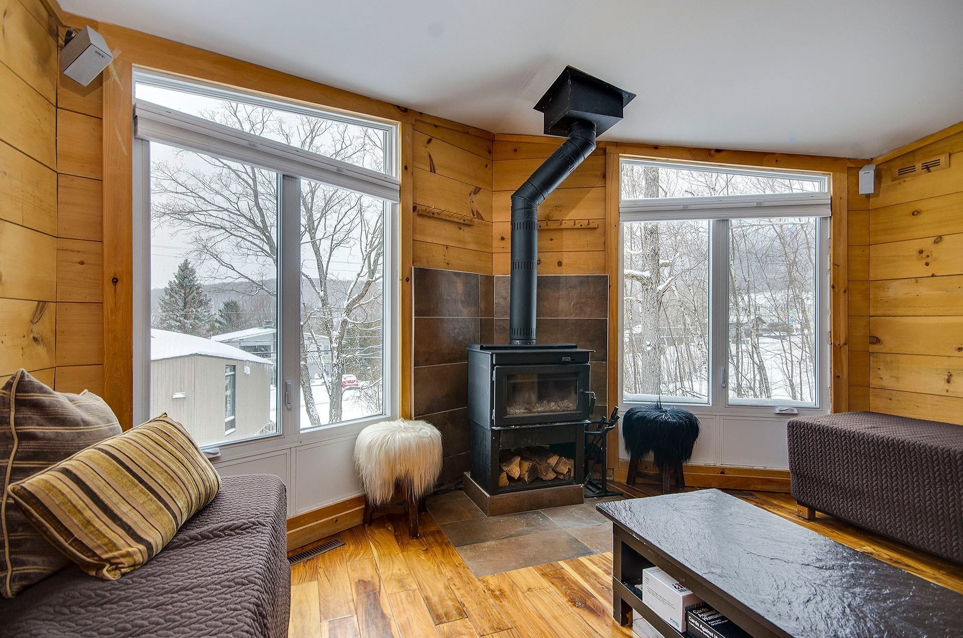 









110


Rue Thibodeau

, 32,
Sutton,




QC
J0E2K0

