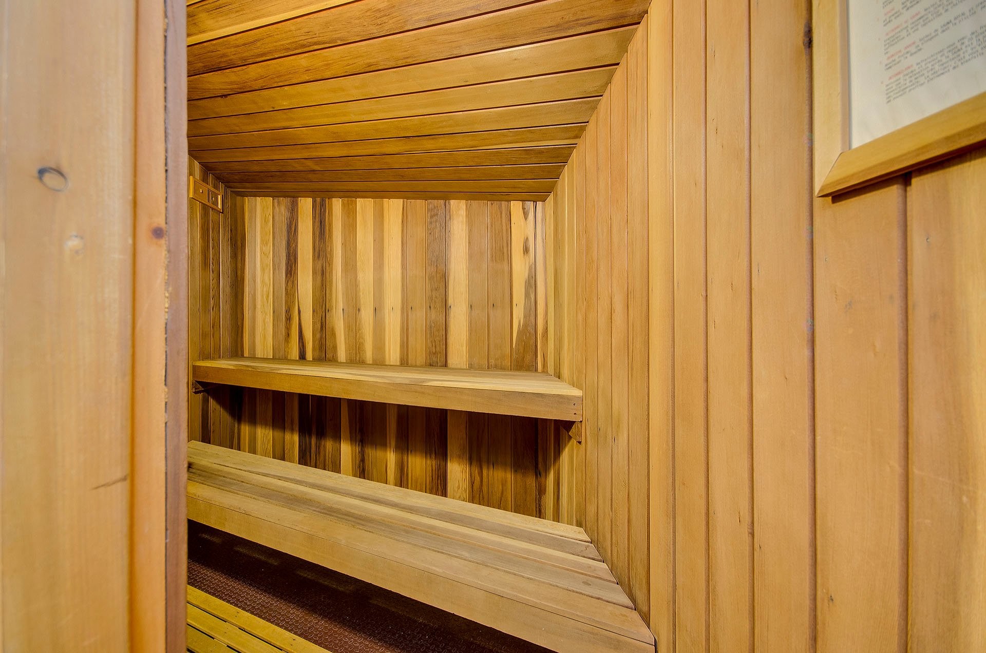 









110


Rue Thibodeau

, 32,
Sutton,




QC
J0E2K0

