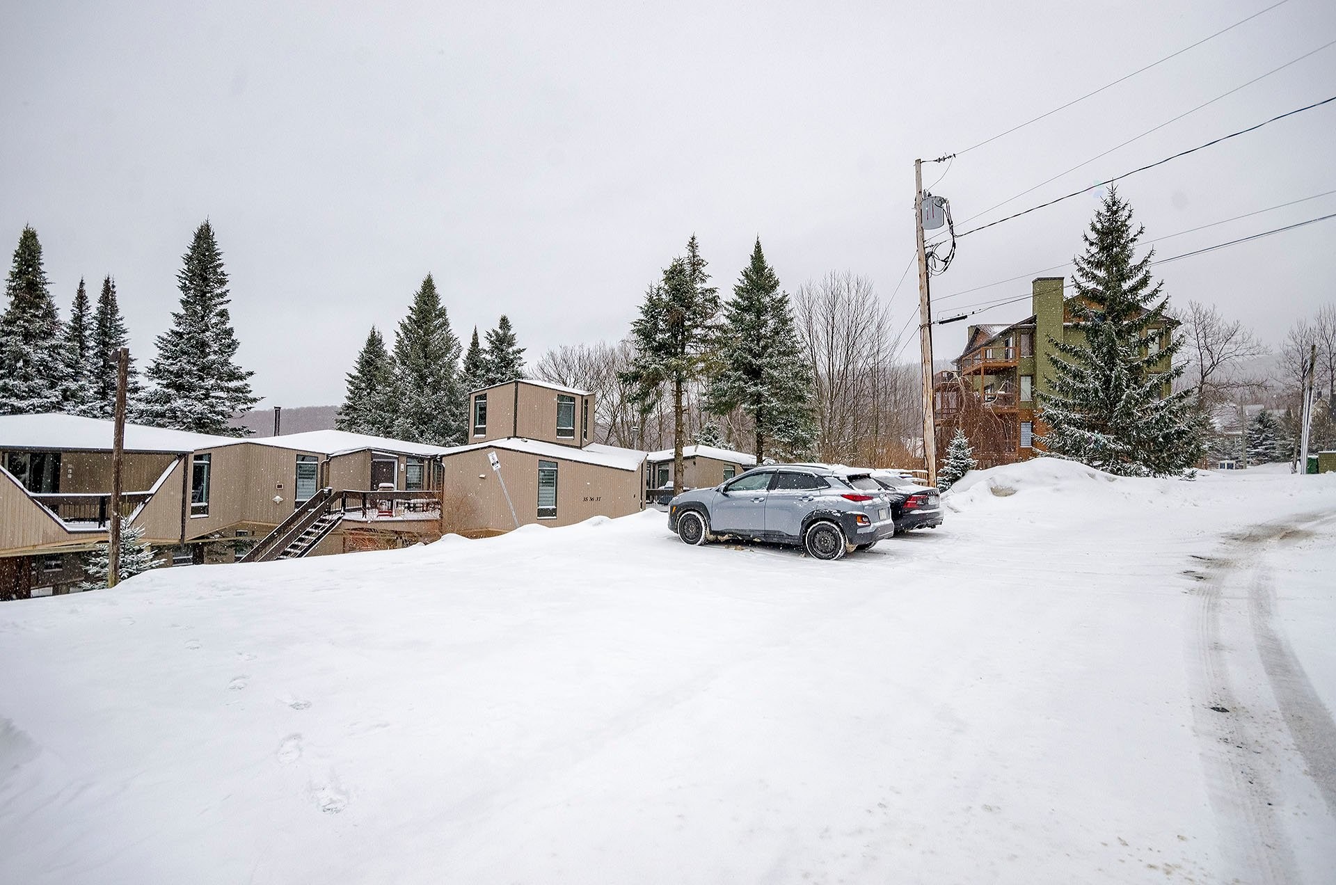 









110


Rue Thibodeau

, 32,
Sutton,




QC
J0E2K0

