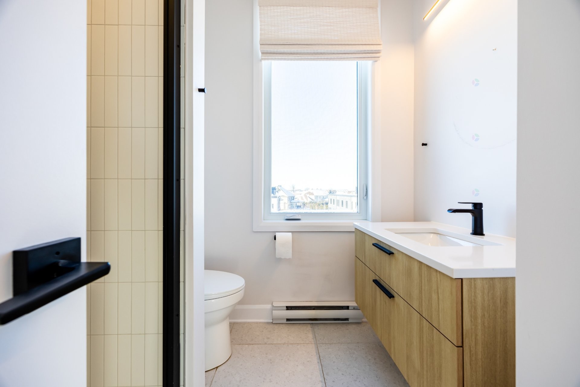 









111


Av. des Chênes

,
Candiac,




QC
J5R0V6

