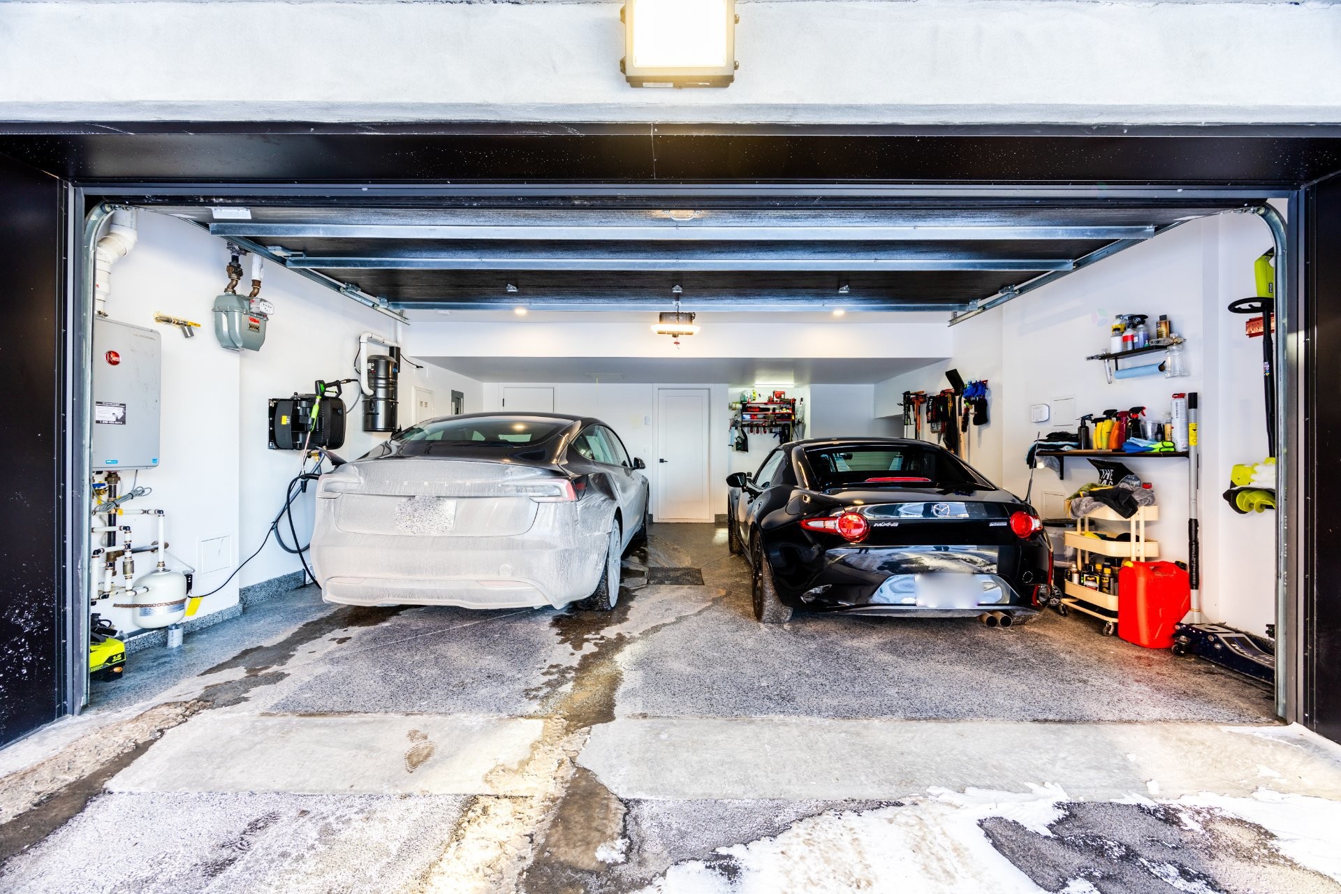 









111


Av. des Chênes

,
Candiac,




QC
J5R0V6

