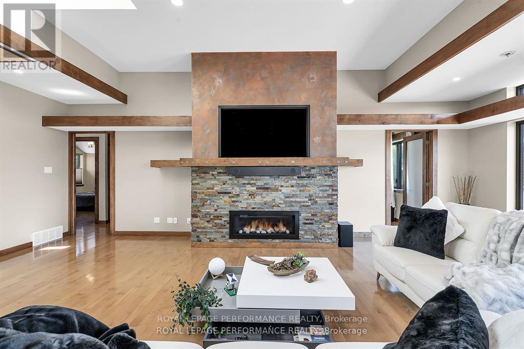 












19 GEORGE PATRICK DRIVE

,
South Stormont,




Ontario
K0C1P0

