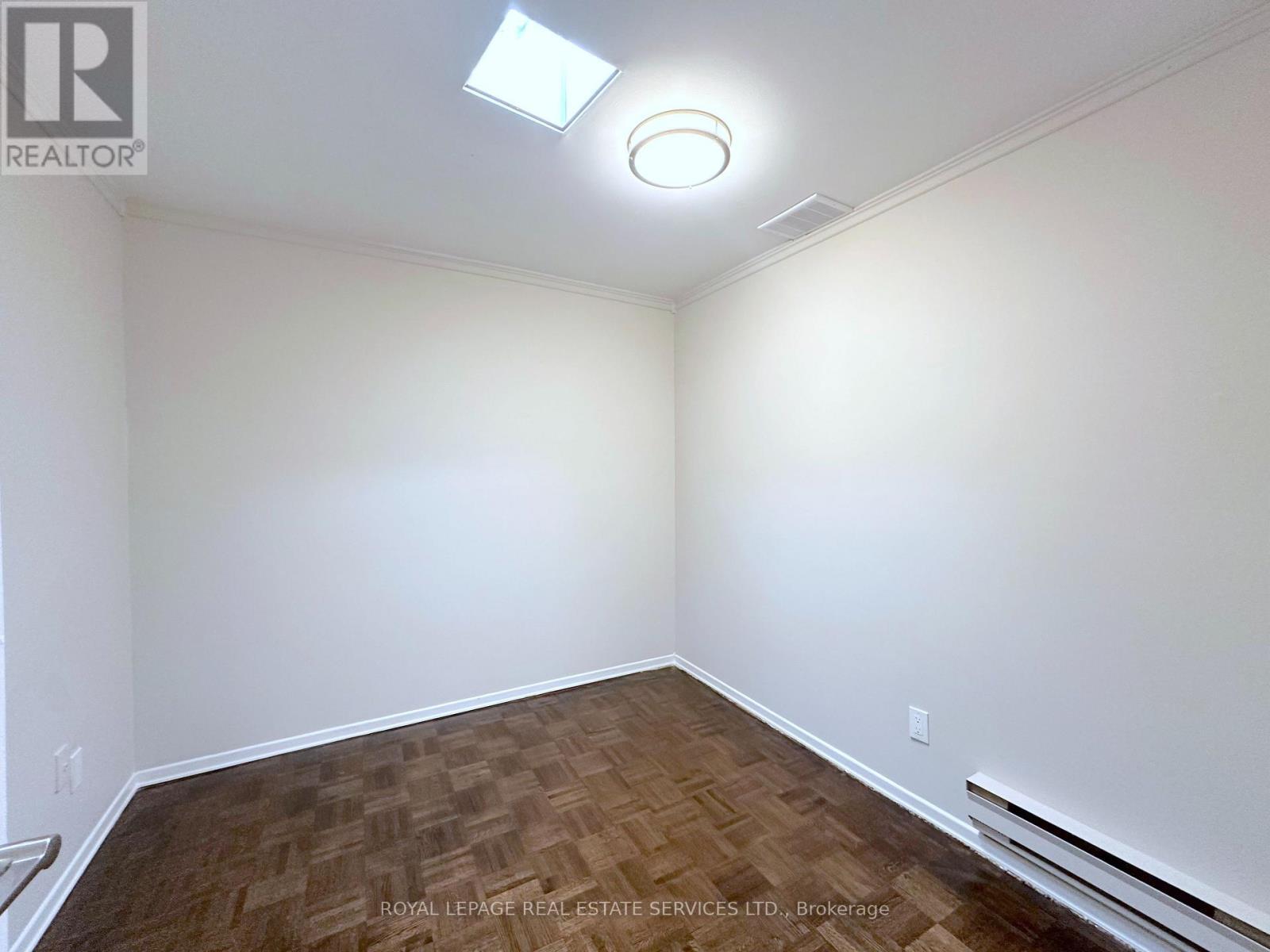 












2 - 5062 DUNDAS STREET W

,
Toronto,




Ontario
M9A1B9

