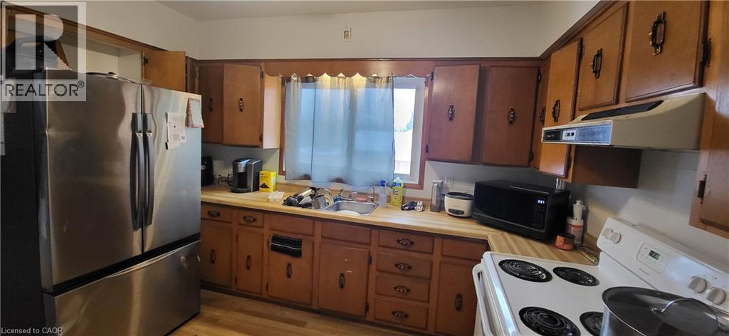 












22 KENNEDY Street

,
Welland,




Ontario
L3B3R6

