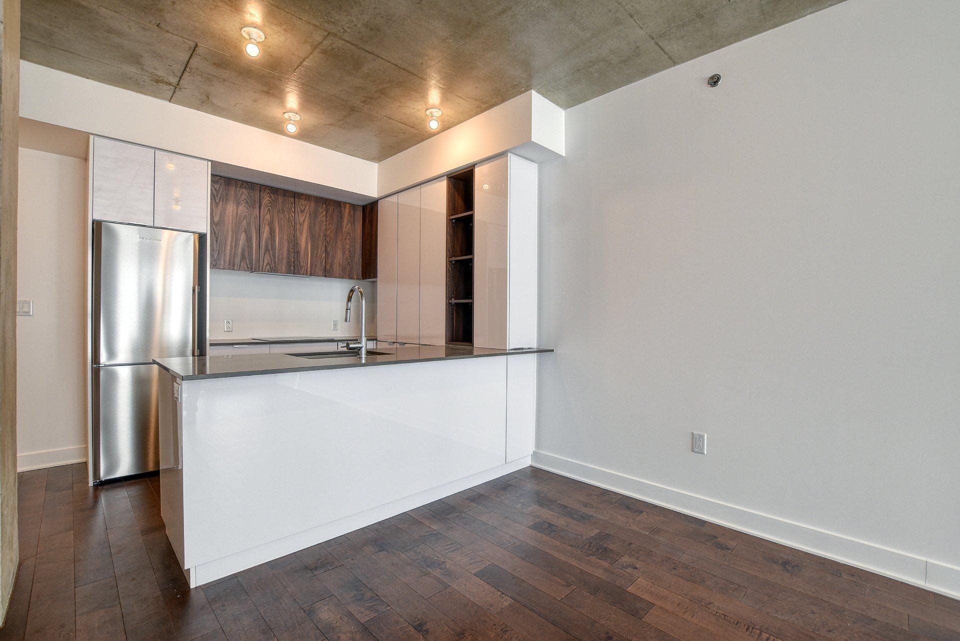 









4599


Av. Clanranald

, 513,
Montréal (Côte-des-Neiges/Notre-Dame-de-Grâce),




QC
H3X0B1

