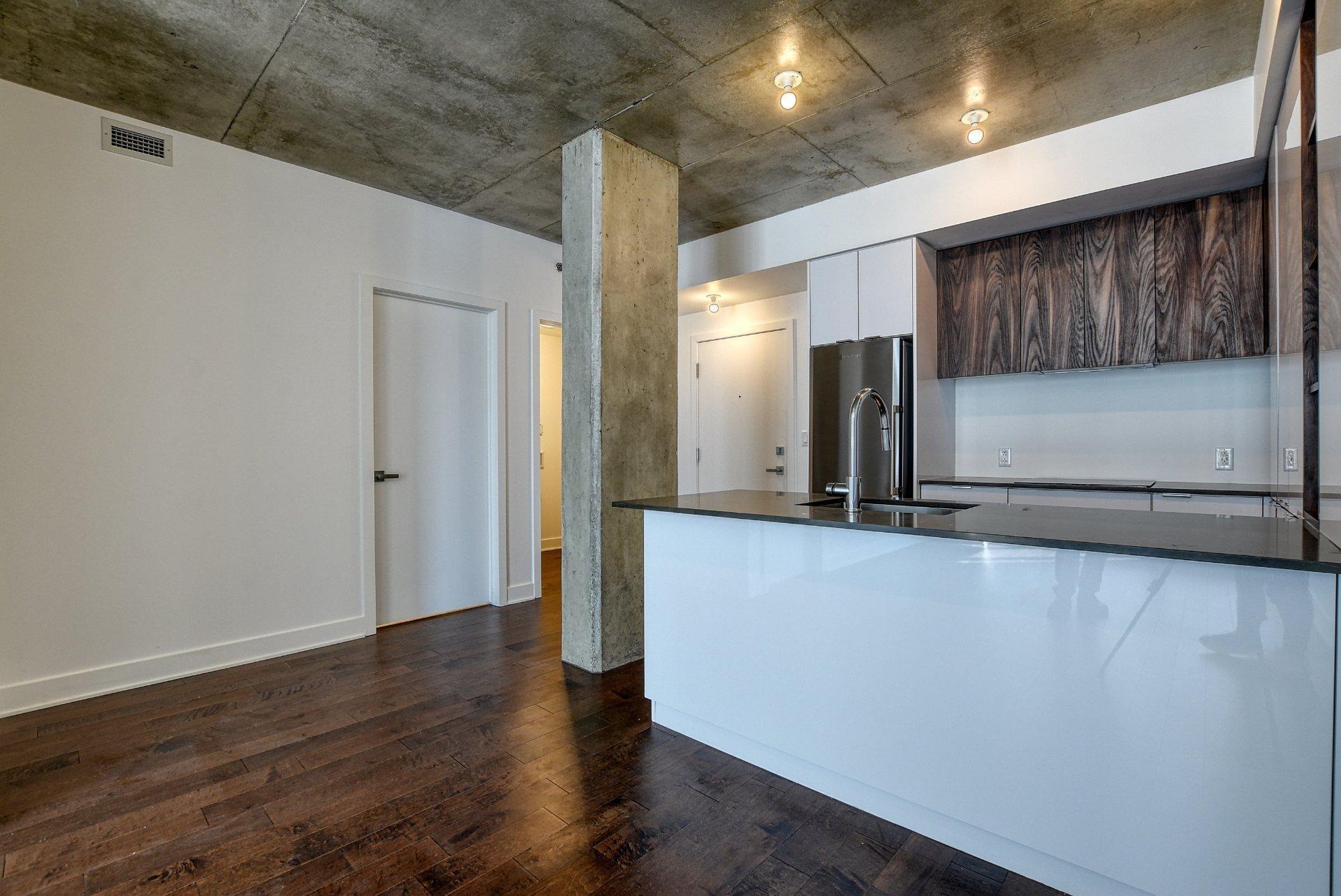 









4599


Av. Clanranald

, 513,
Montréal (Côte-des-Neiges/Notre-Dame-de-Grâce),




QC
H3X0B1

