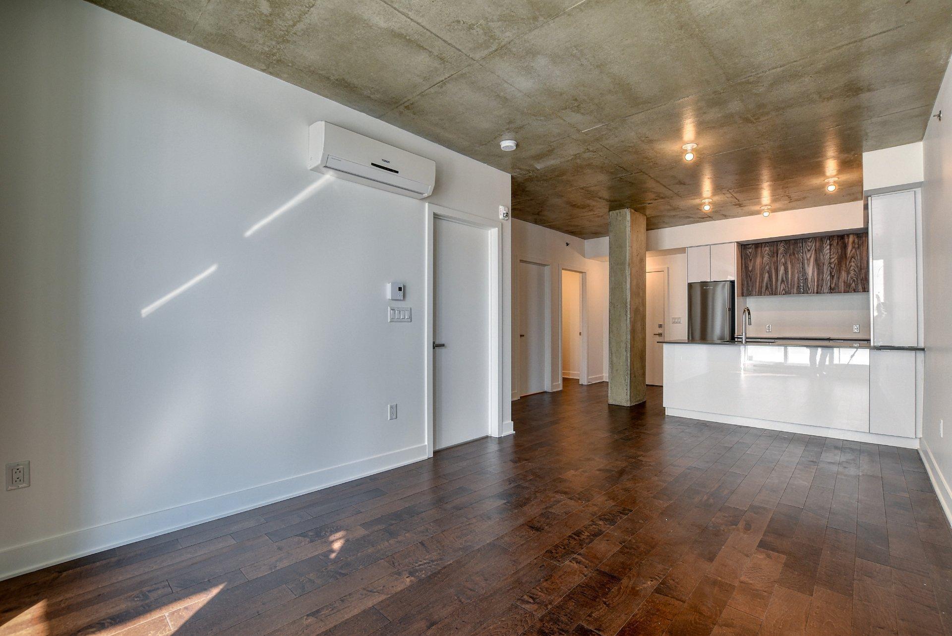 









4599


Av. Clanranald

, 513,
Montréal (Côte-des-Neiges/Notre-Dame-de-Grâce),




QC
H3X0B1

