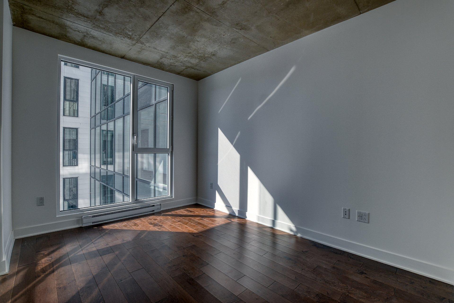 









4599


Av. Clanranald

, 513,
Montréal (Côte-des-Neiges/Notre-Dame-de-Grâce),




QC
H3X0B1

