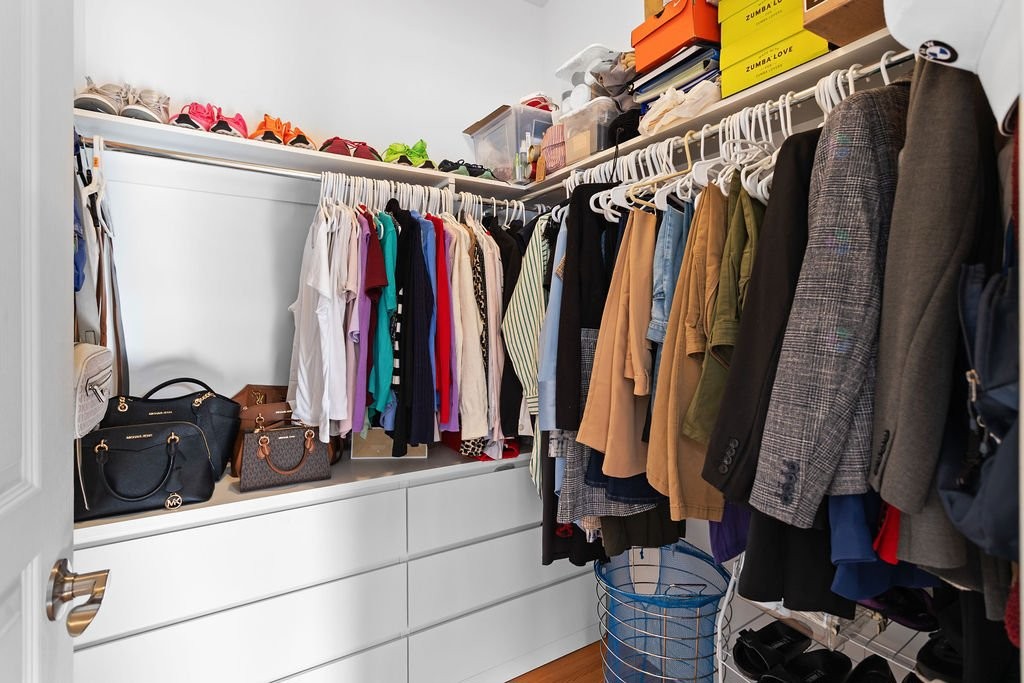 









555


Rue des Bruants

,
Montréal (L'Île-Bizard/Sainte-Geneviève),




QC
H9C0A4

