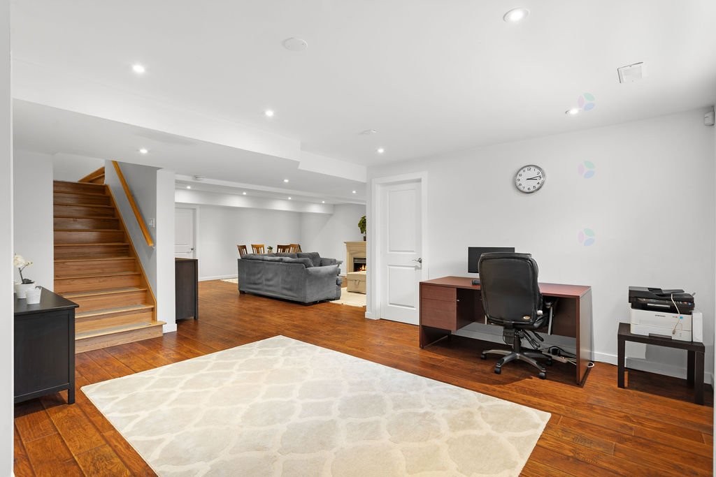 









555


Rue des Bruants

,
Montréal (L'Île-Bizard/Sainte-Geneviève),




QC
H9C0A4

