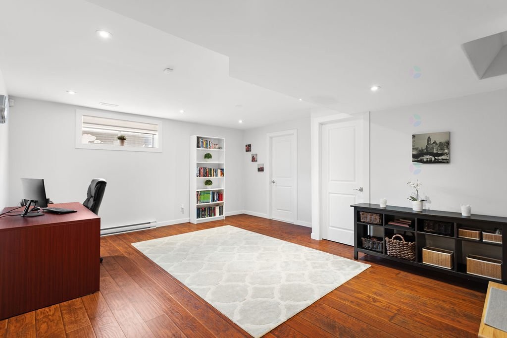 









555


Rue des Bruants

,
Montréal (L'Île-Bizard/Sainte-Geneviève),




QC
H9C0A4

