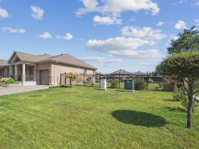 









555


Rue des Bruants

,
Montréal (L'Île-Bizard/Sainte-Geneviève),




QC
H9C0A4

