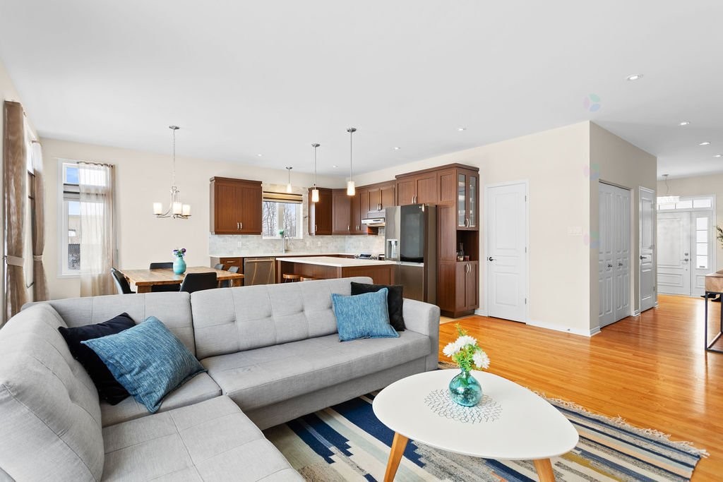 









555


Rue des Bruants

,
Montréal (L'Île-Bizard/Sainte-Geneviève),




QC
H9C0A4

