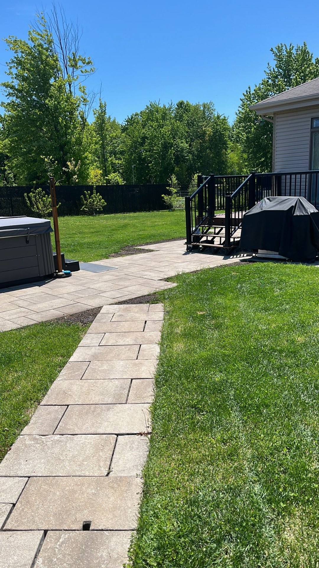 









555


Rue des Bruants

,
Montréal (L'Île-Bizard/Sainte-Geneviève),




QC
H9C0A4

