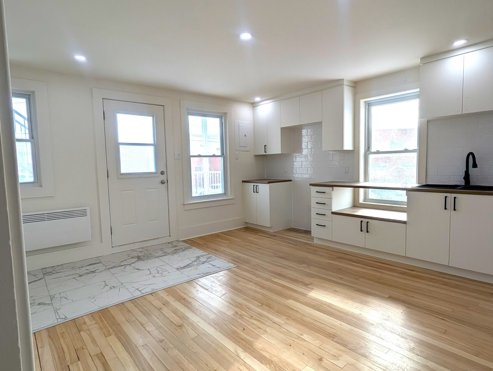 









454


Rue Papineau

,
Sherbrooke (Fleurimont),




QC
J1E1X6

